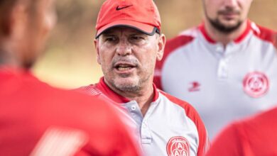 Na faixa de acesso e invicta, Anapolina anuncia demissão de treinador