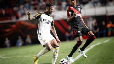 Em noite ruim, Atlético-GO joga mal e é derrotado pelo Criciúma no Antônio Accioly