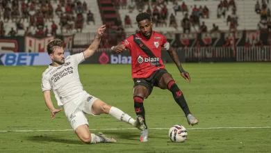 Atlético-GO perde para Ferroviária e vai ficando fora da disputa pelo acesso no Brasileiro