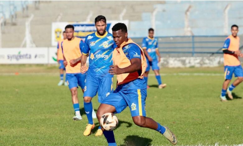 Mineiros acerta mais oito contratações para Terceira Divisão do Goianão