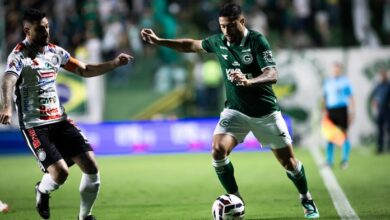 Goiás sofre pressão, mas supera o Operário-PR e retoma a liderança isolada da Série B