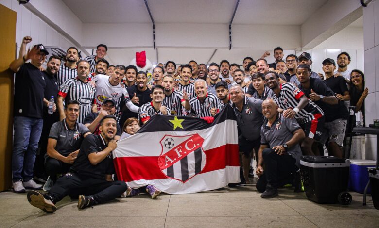 De virada e com um belo gol, Anápolis bate o Brusque-SC em casa e deixa o Z-4 da Série C