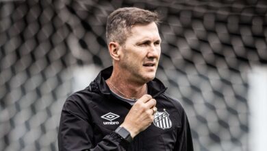 Vila Nova anuncia Paulo Turra como novo treinador para o restante da Série B